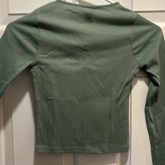 Girls RSQ green long sleeve - Picture 10 of 12